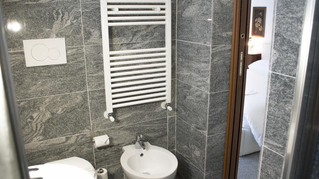Aiello Suites Milán Habitación foto
